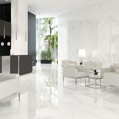 Carrelage marbré brillant